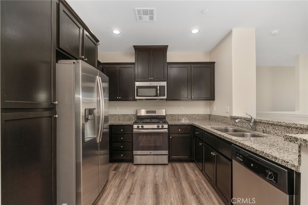 16001 Chase Road, Unit 91 Fontana, CA 92336 - Photo 12 of 39 Gallery Image 12