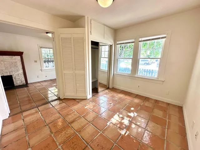 $1,800 | 2101 Ponce De Leon Avenue, West Palm Beach, FL 33407