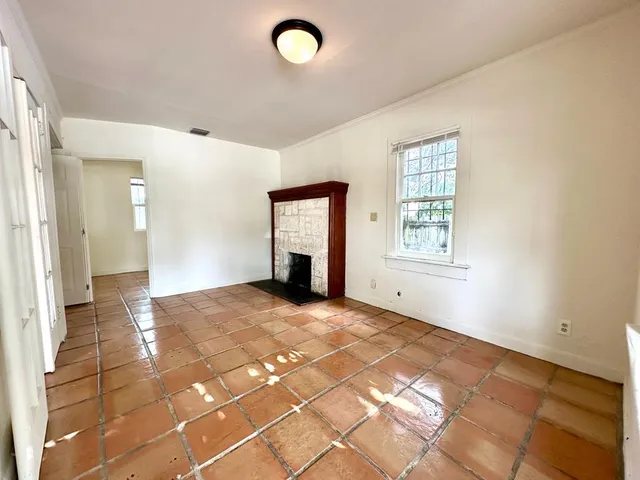 $1,800 | 2101 Ponce De Leon Avenue, West Palm Beach, FL 33407