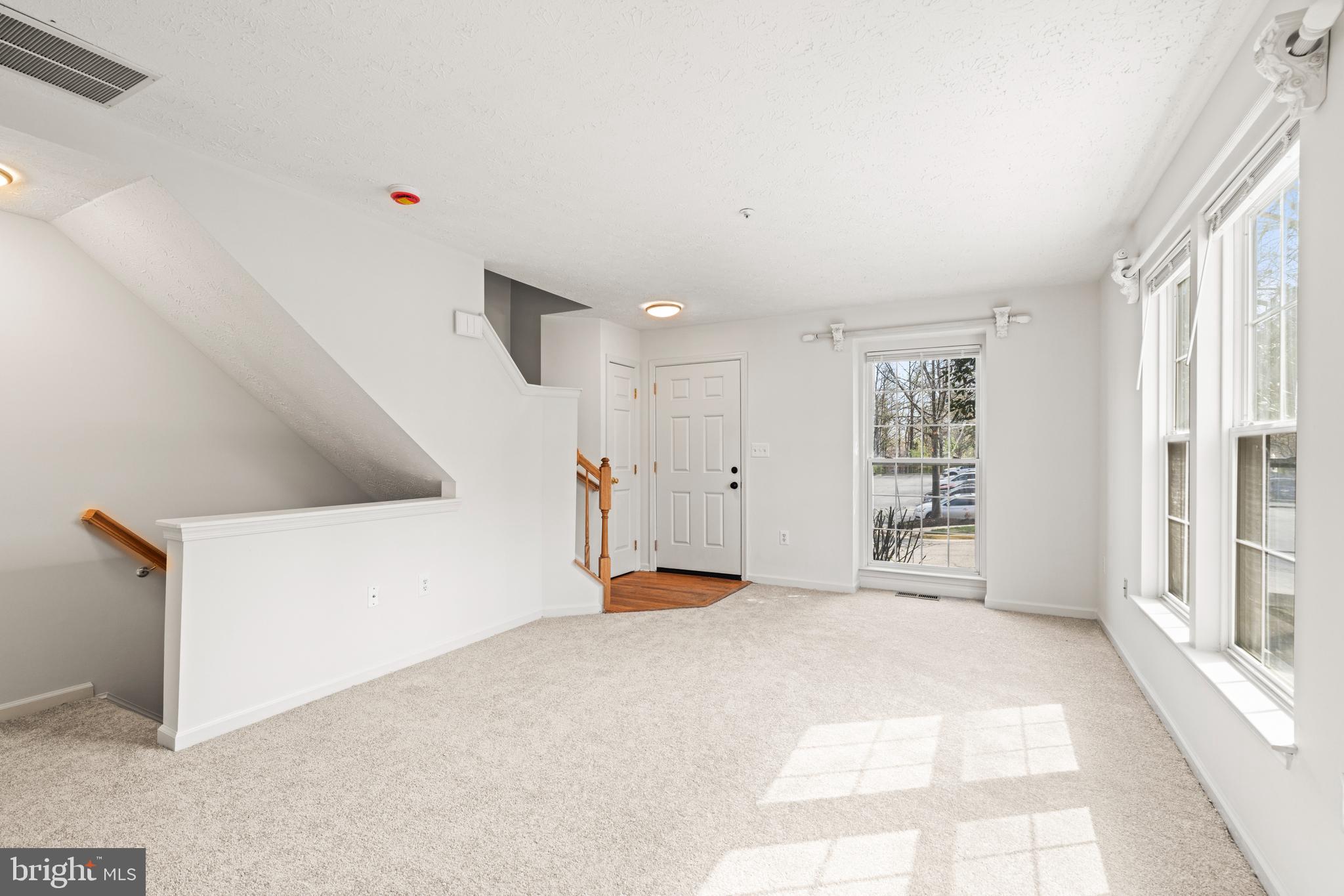 8224 Spadderdock Way Laurel, MD 20724 - Photo 4 of 31