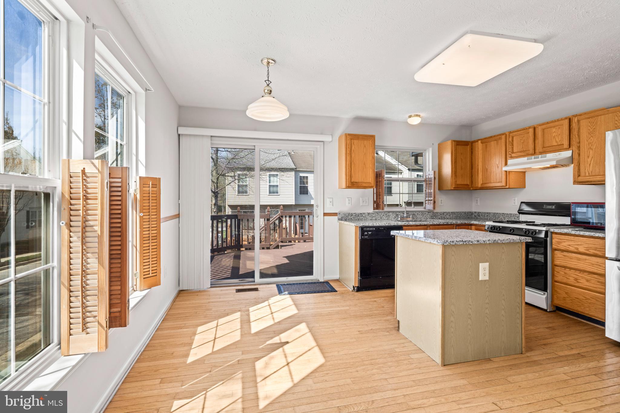 8224 Spadderdock Way Laurel, MD 20724 - Photo 7 of 31