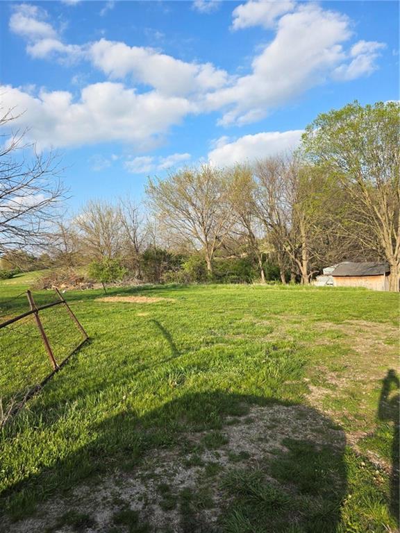 10901 Northeast Reinking Road Kansas City, MO 64156 - Photo 3 of 9