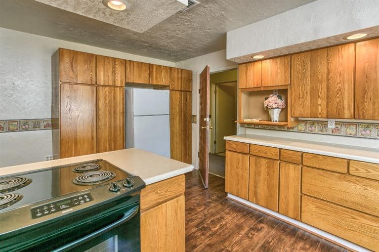 1354 Morrow Road Medford, OR 97504 - Photo 14 of 23 Additional Photo