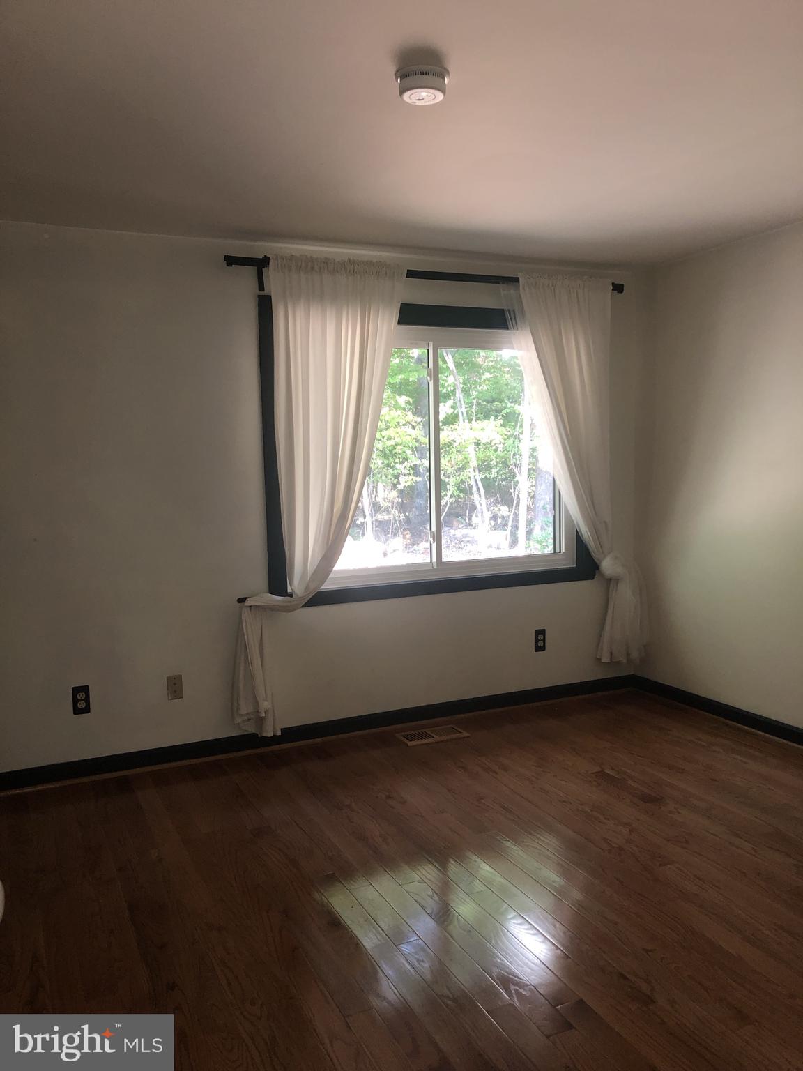 2254 Coppersmith Square Reston, VA 20191 - Photo 20 of 35
