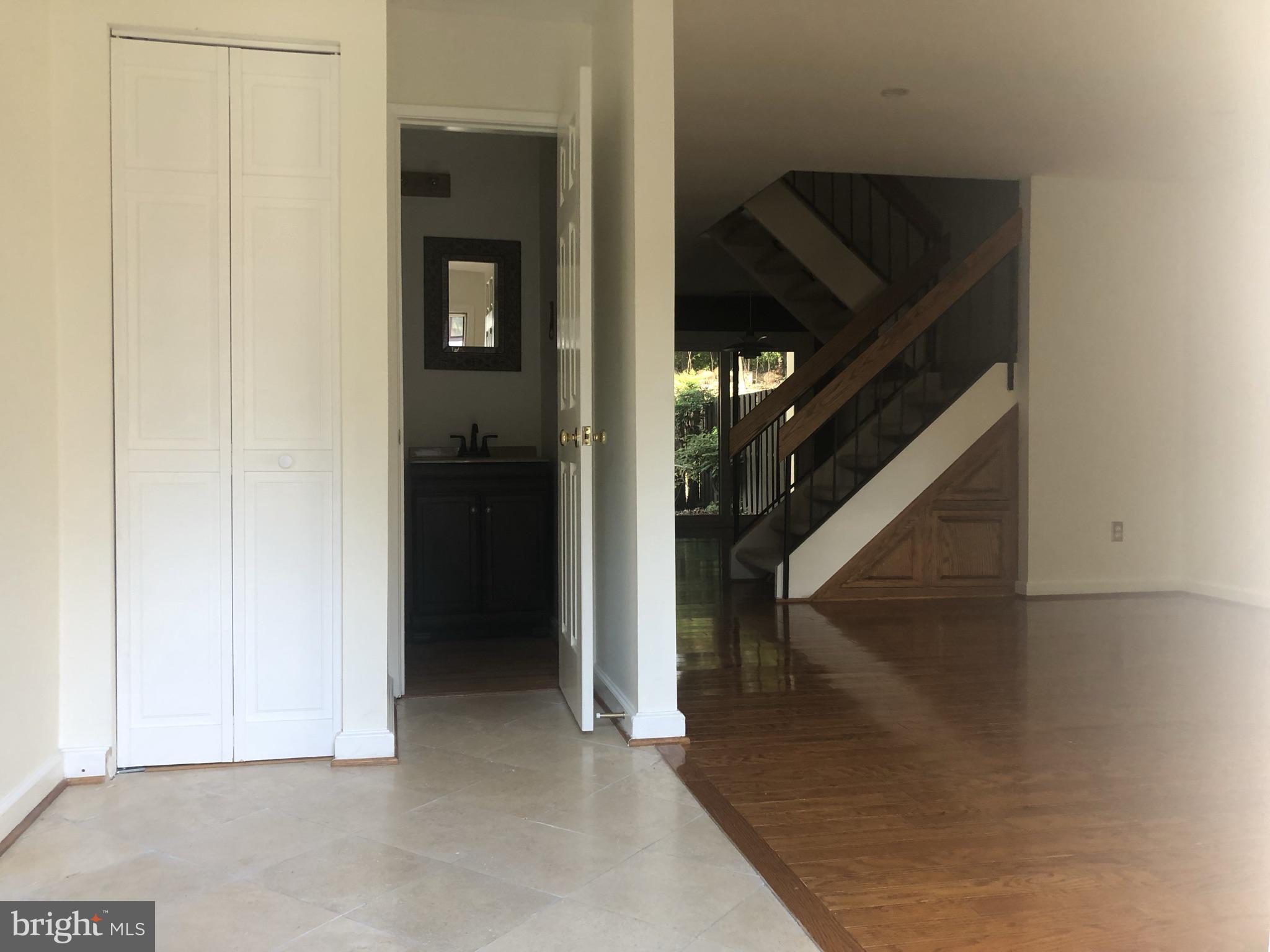 2254 Coppersmith Square Reston, VA 20191 - Photo 2 of 35