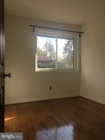 $2,800 | 2254 Coppersmith Square, Reston, VA 20191