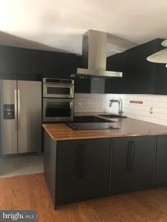 $2,800 | 2254 Coppersmith Square, Reston, VA 20191