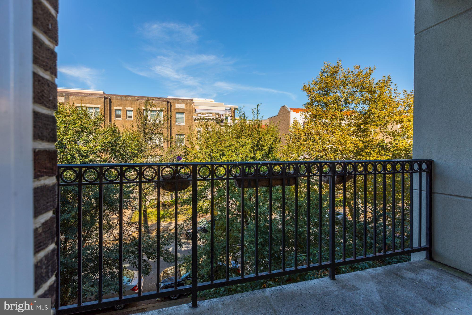 1438 Columbia Road Northwest, Unit 301 Washington, DC 20009 - Photo 18 of 19 Exterior (Front)