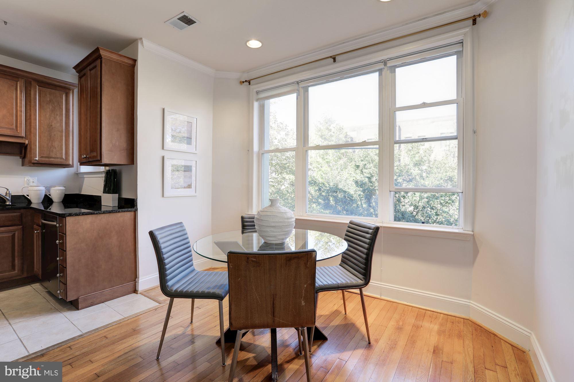 1438 Columbia Road Northwest, Unit 301 Washington, DC 20009 - Photo 7 of 19 Dining Room