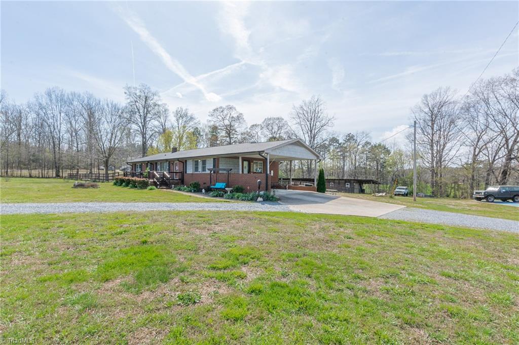 2155 Tabernacle Church Road Trinity, NC 27370 - Photo 3 of 40