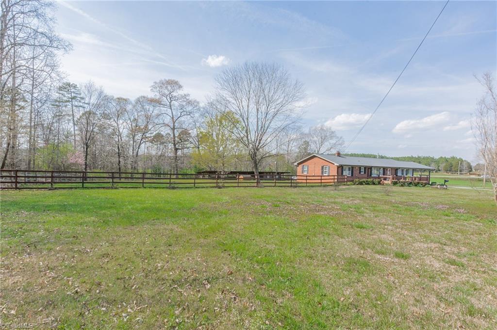 2155 Tabernacle Church Road Trinity, NC 27370 - Photo 5 of 40