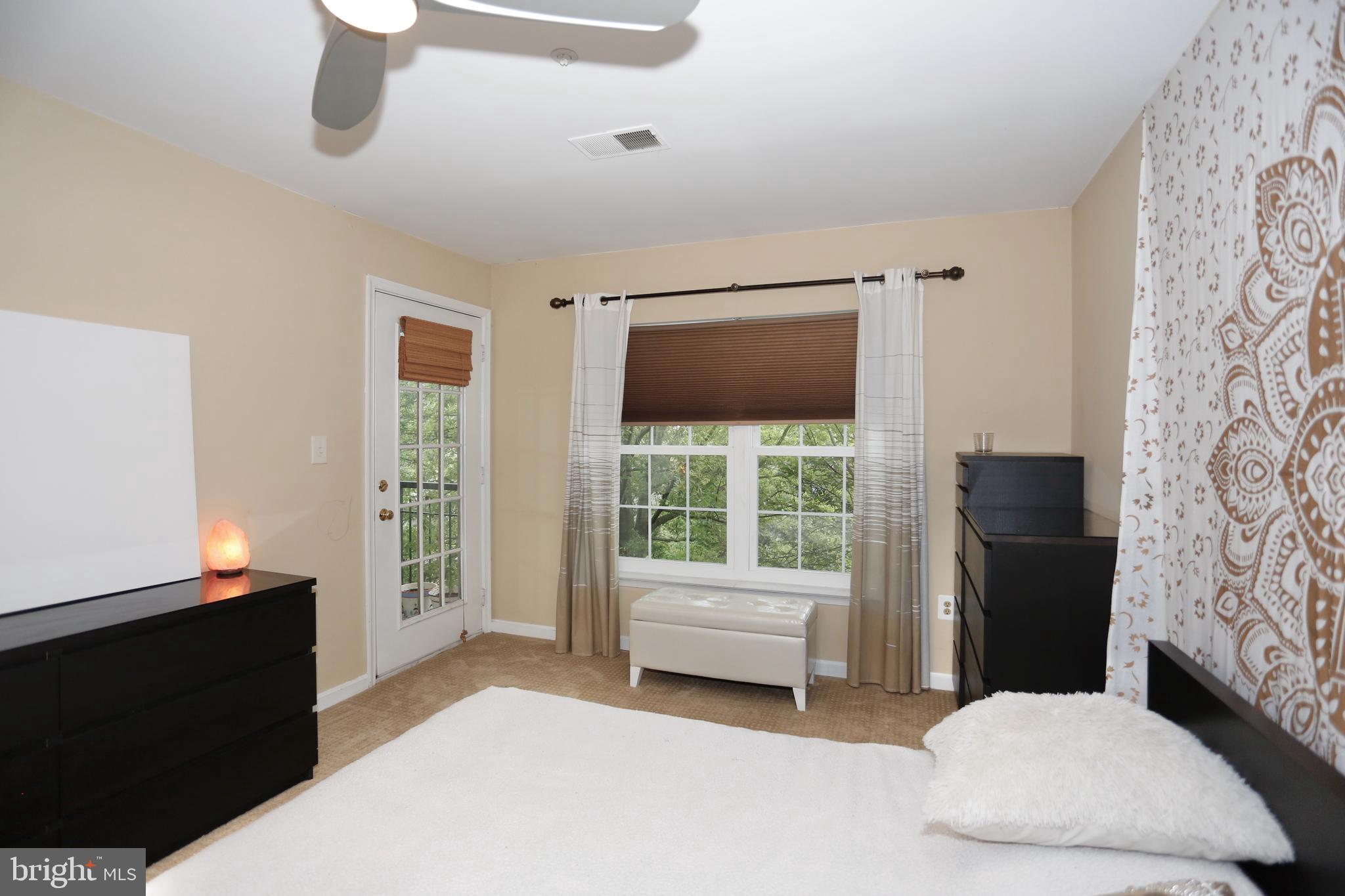 415 Ridgepoint Place, Unit 32 Gaithersburg, MD 20878 - Photo 11 of 24 Master bedroom