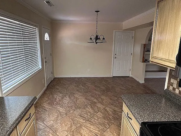 $400,000 | 43 12th Avenue, Page, AZ 86040