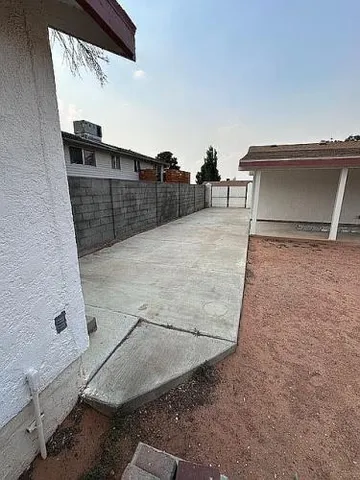 $400,000 | 43 12th Avenue, Page, AZ 86040