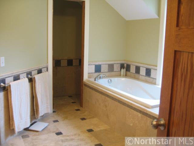 6680 Hopi Road Chanhassen, MN 55317 - Photo 11 of 18 Gallery Image 11