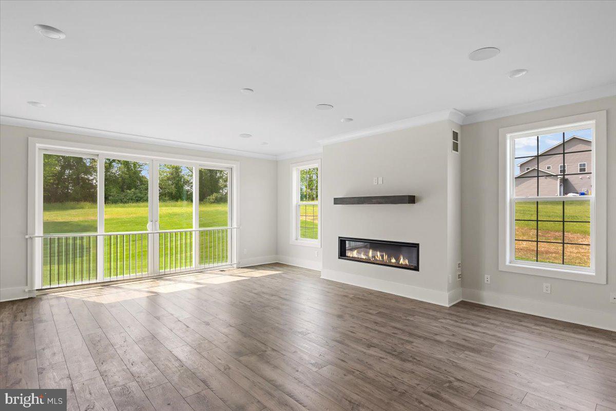 3900 Logmill Road Gainesville, VA 20155 - Photo 14 of 47 Wall of windows w/access to backyard