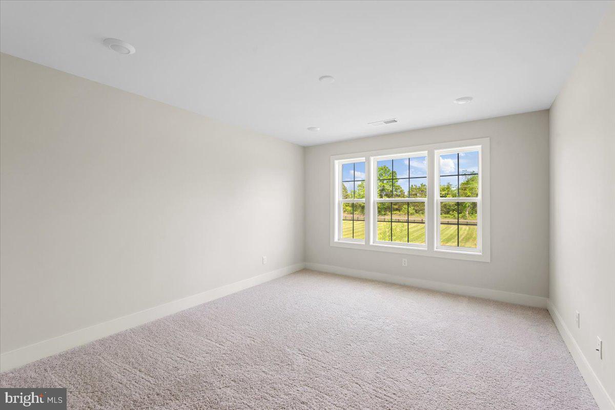 3900 Logmill Road Gainesville, VA 20155 - Photo 31 of 47 Bedroom 3