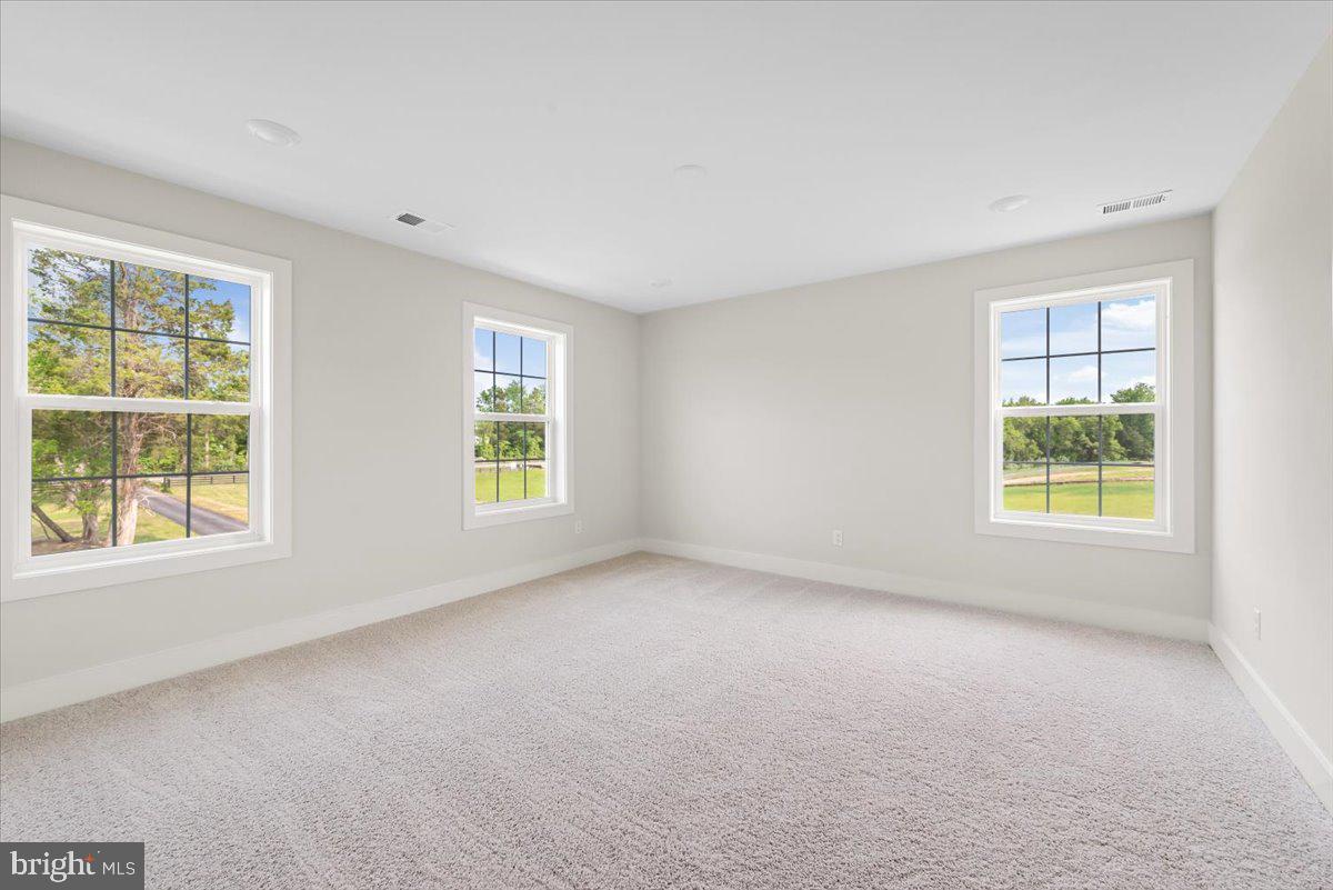 3900 Logmill Road Gainesville, VA 20155 - Photo 35 of 47 Bedroom 5