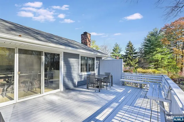 $899,999 | 9 Cherry Place, Hillsdale, NJ 07642