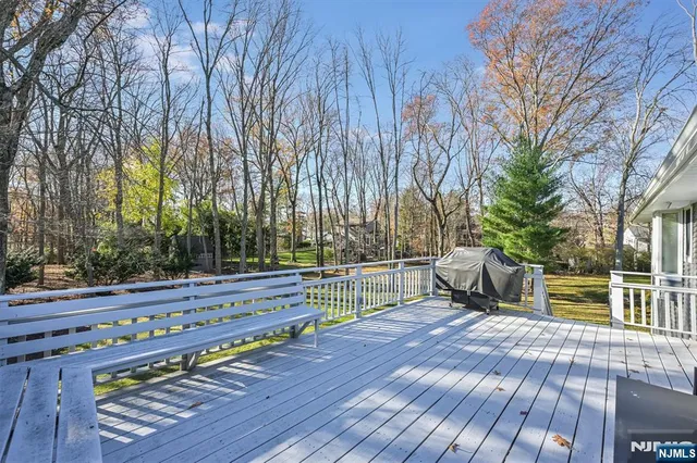 $899,999 | 9 Cherry Place, Hillsdale, NJ 07642