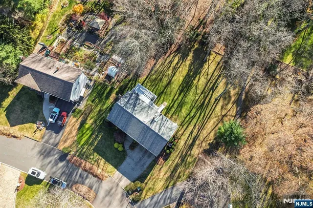 $899,999 | 9 Cherry Place, Hillsdale, NJ 07642