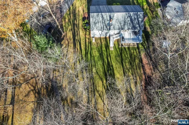 $899,999 | 9 Cherry Place, Hillsdale, NJ 07642