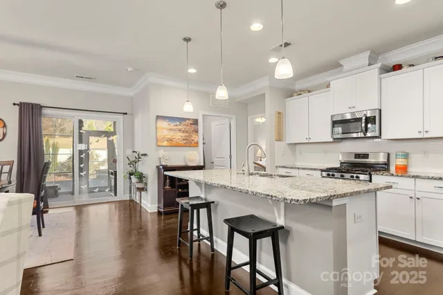 $445,000 | 3729 Norman View Drive, Sherrills Ford, NC 28673