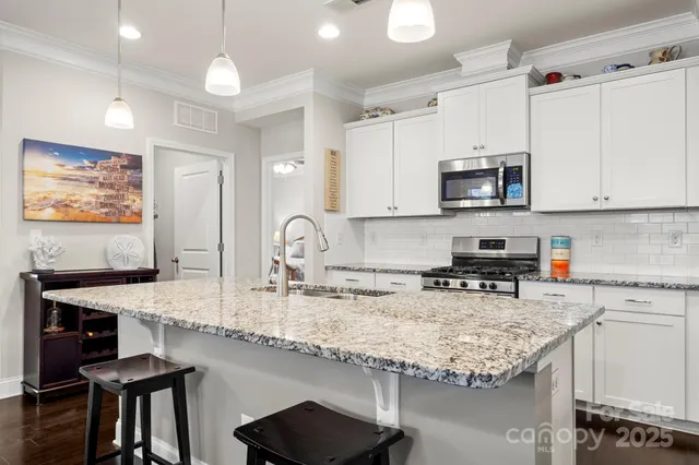 $445,000 | 3729 Norman View Drive, Sherrills Ford, NC 28673