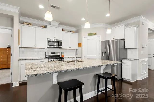 $445,000 | 3729 Norman View Drive, Sherrills Ford, NC 28673