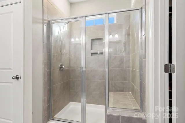 $445,000 | 3729 Norman View Drive, Sherrills Ford, NC 28673