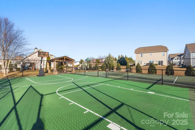 $445,000 | 3729 Norman View Drive, Sherrills Ford, NC 28673