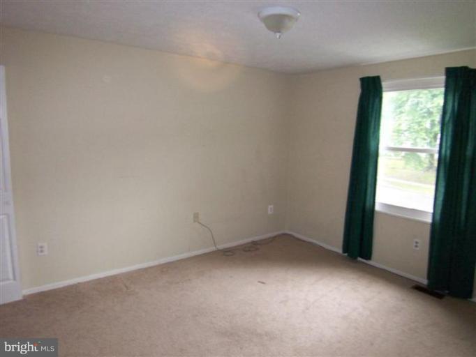 9209 Loughran Road Fort Washington, MD 20744 - Photo 5 of 9 Bedroom #1