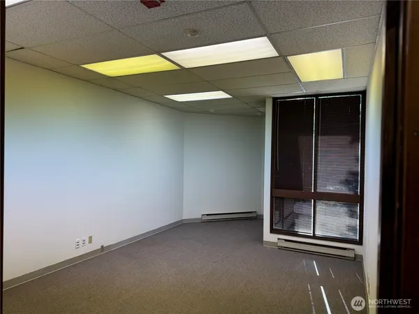 $4,500 | 2511 152nd Avenue Northeast, Redmond, WA 98052