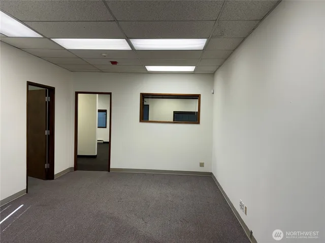 $4,500 | 2511 152nd Avenue Northeast, Redmond, WA 98052