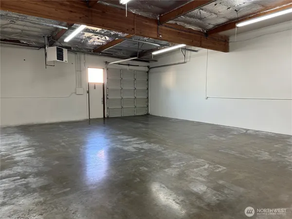 $4,500 | 2511 152nd Avenue Northeast, Redmond, WA 98052