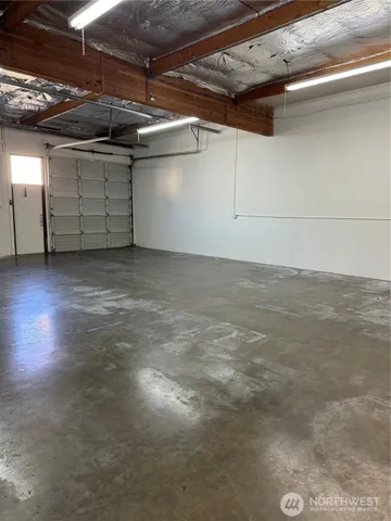 $4,500 | 2511 152nd Avenue Northeast, Redmond, WA 98052