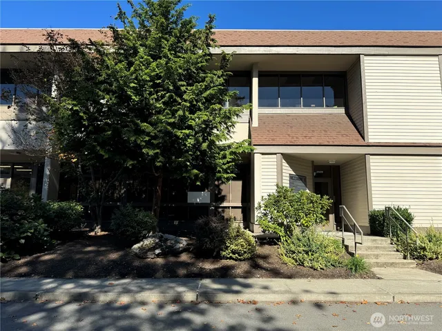 $4,500 | 2511 152nd Avenue Northeast, Redmond, WA 98052