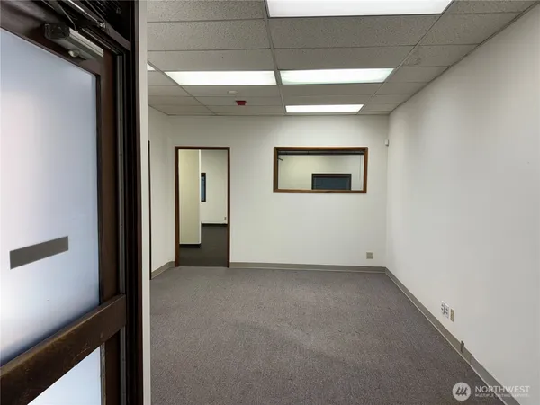 $4,500 | 2511 152nd Avenue Northeast, Redmond, WA 98052