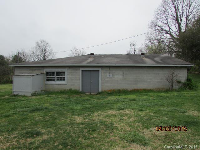 3839 Banoak Road Vale, NC 28168 - Photo 4 of 17 a view of a backyard