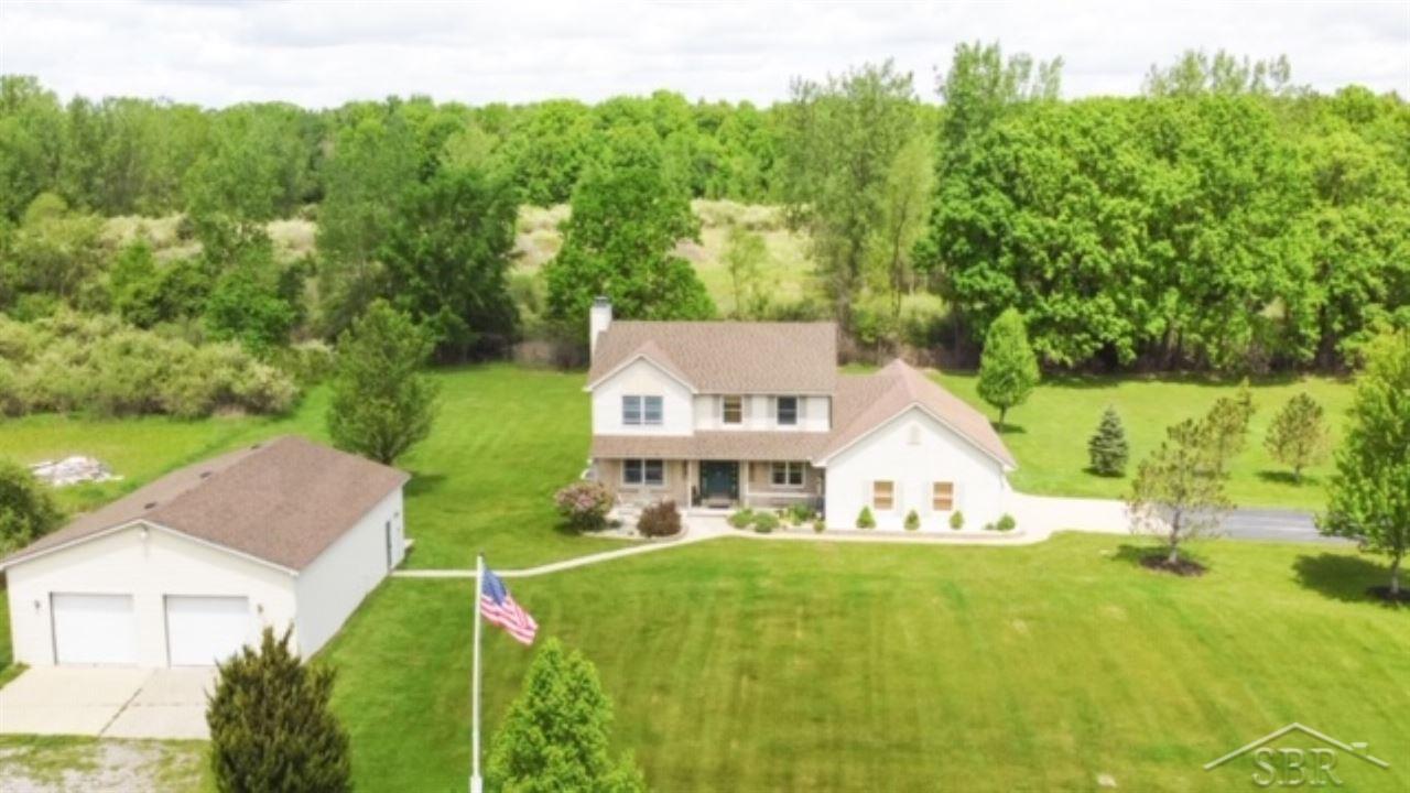 12430 Dice Road Freeland, MI 48623 - Photo 4 of 34 50009306-3.JPG