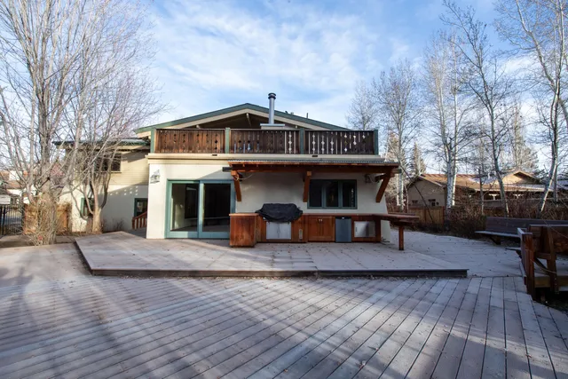 $4,050,000 | 200 East Canyon Run Boulevard, Ketchum, ID 83340