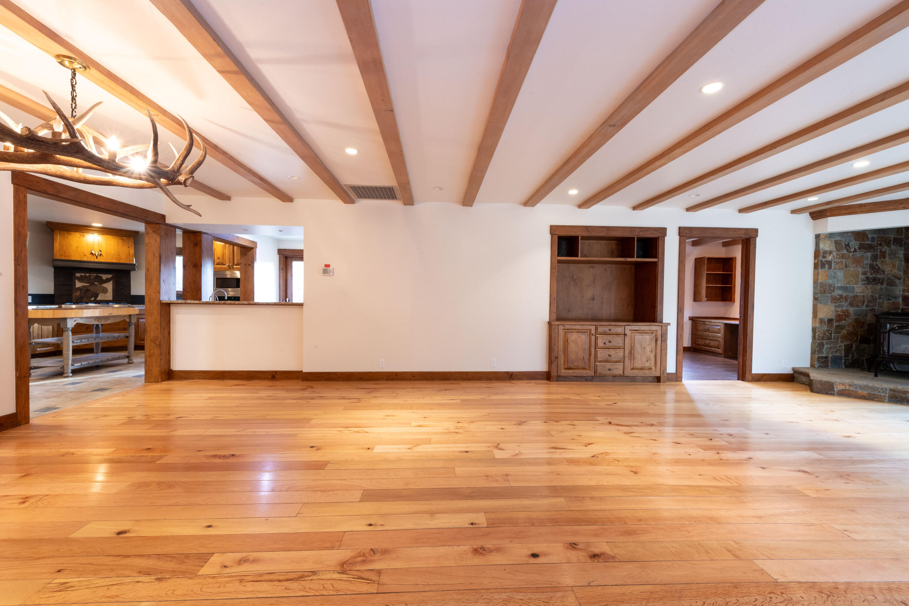 200 East Canyon Run Boulevard Ketchum, ID 83340 - Photo 3 of 27 Living Room