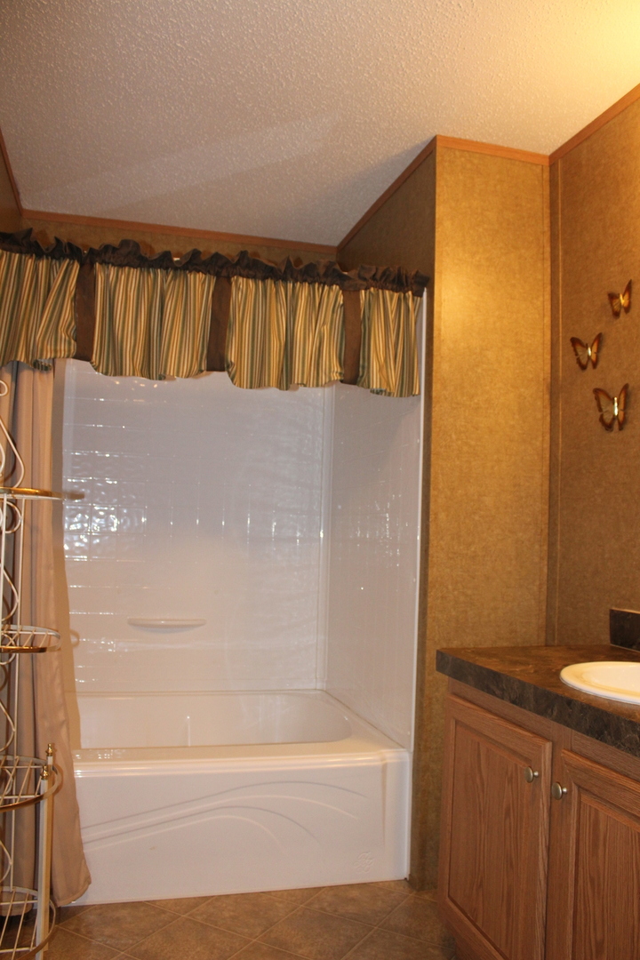 3030 East Brunswick Road Beecher, IL 60401 - Photo 7 of 13