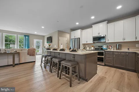 $390,000 | 25172 Dogleg Way, Unit 4127, Long Neck, DE 19966