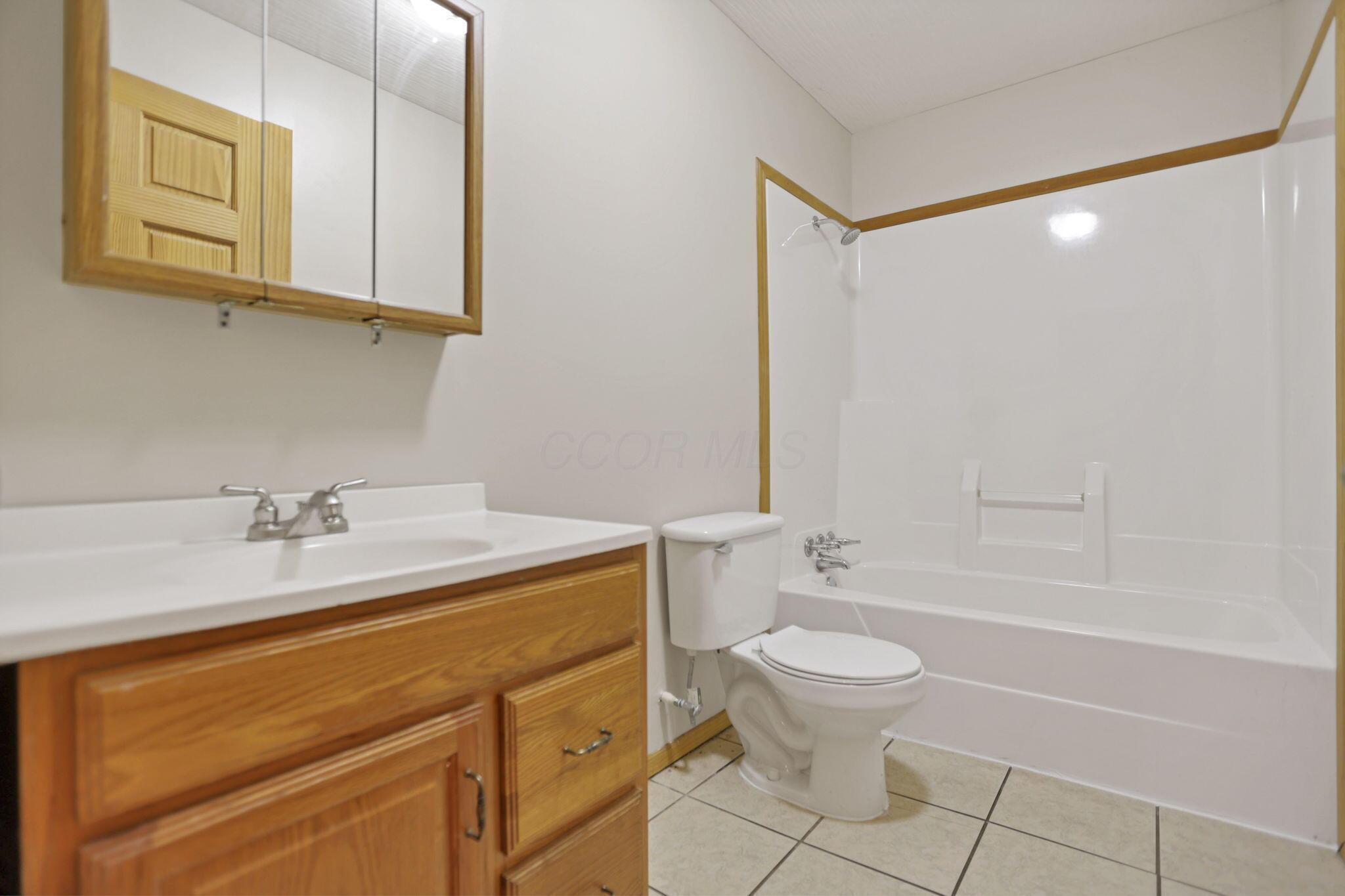 10295 Lookout Road Southwest Lancaster, OH 43130 - Photo 47 of 70 1000006337