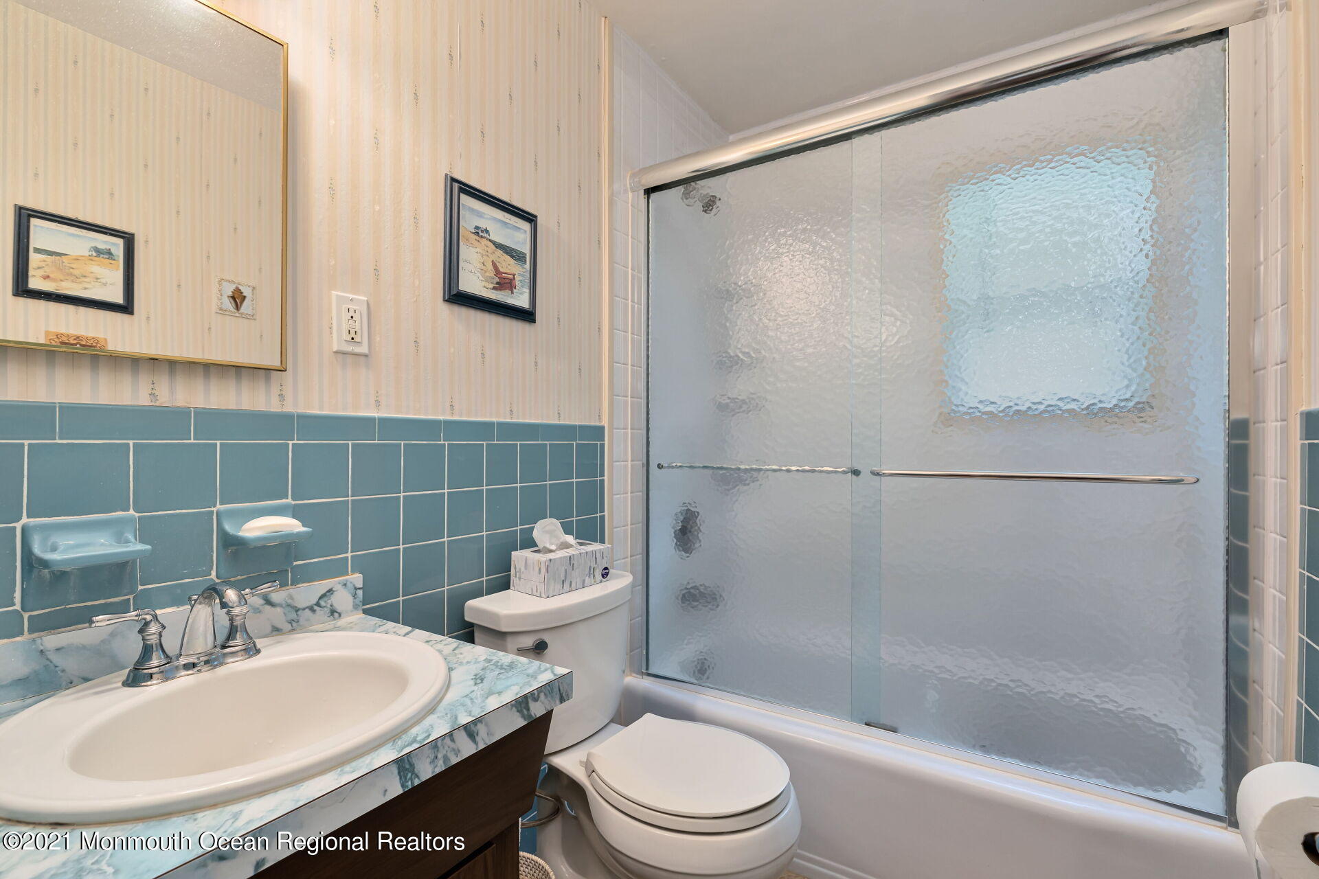46 Tanglewood Road Middletown, NJ 07748 - Photo 13 of 33 010-1920x1280-photo