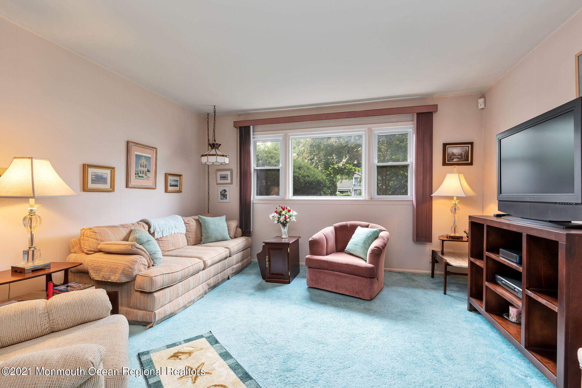 46 Tanglewood Road Middletown, NJ 07748 - Photo 19 of 33 016-1920x1280-photo