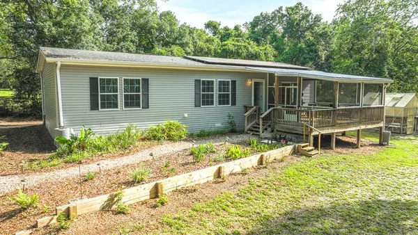 $379,900 | 129 Franklin Street, Carrabelle, FL 32322