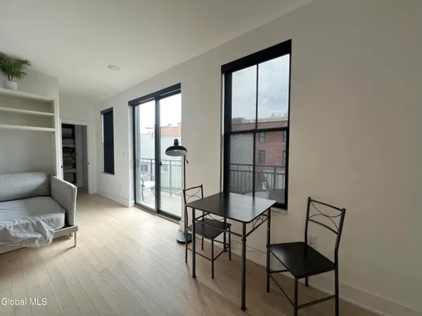 $2,353 | 385 Broadway, Unit 304, Saratoga Springs, NY 12866