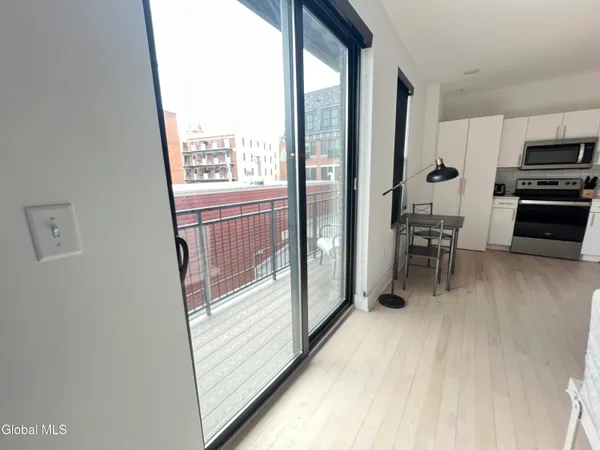 $2,353 | 385 Broadway, Unit 304, Saratoga Springs, NY 12866